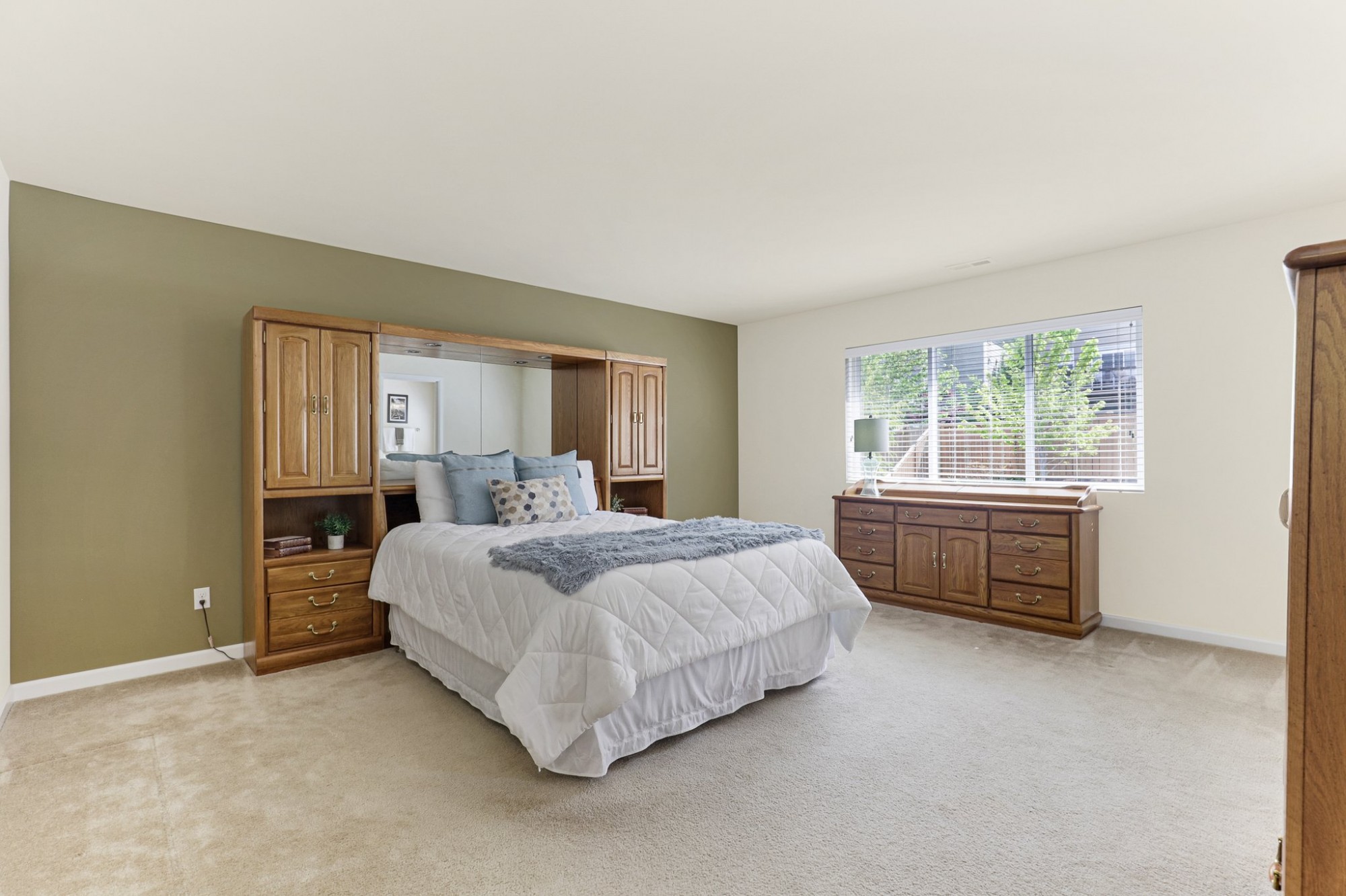 Spacious Master Bedroom will accommodate the largest furniture!